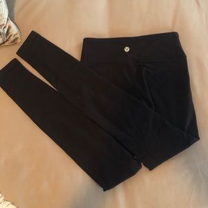 Lululemon yogas